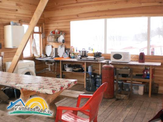 База «Угребись»