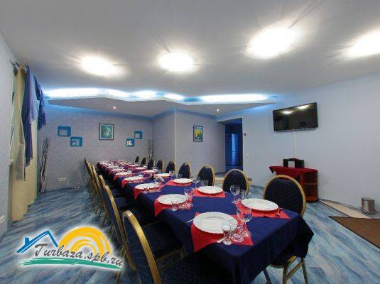 Комплекс отдыха «Петровская Усадьба»