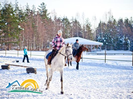 Загородный клуб «TRAVA»