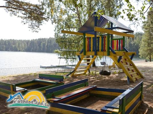 Загородный клуб «Аврора Клуб»