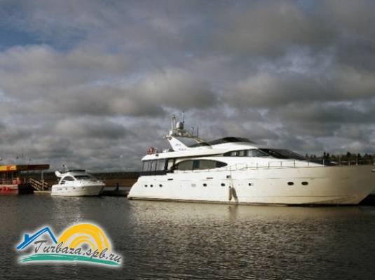 Яхт-клуб «Лавола»