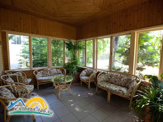 Загородный клуб «Аут»