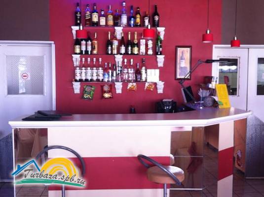 Мини-гостиница «Лужский берег» 