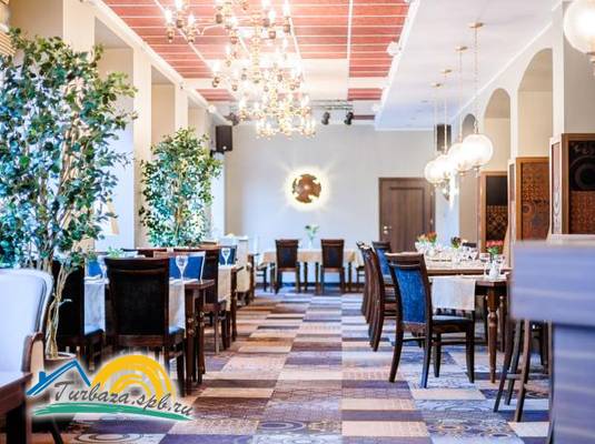 Отель «Нарва» 