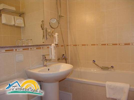 Отель «Garden House»