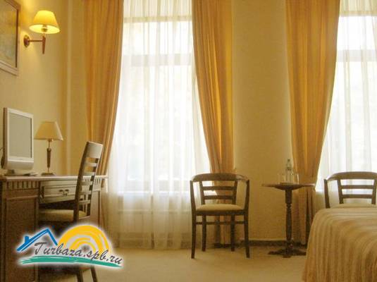 Отель «Garden House»