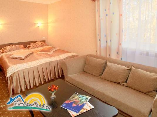 Отель «Домик у причала»