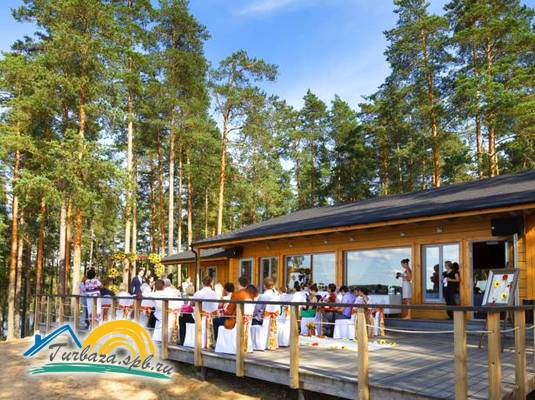 Курортный отель «Лесная Рапсодия» 