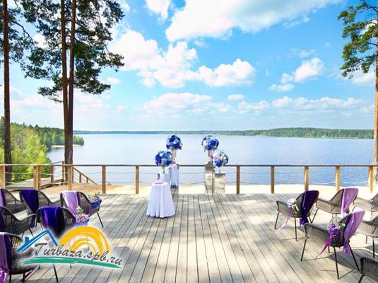 Курортный отель «Лесная Рапсодия» 