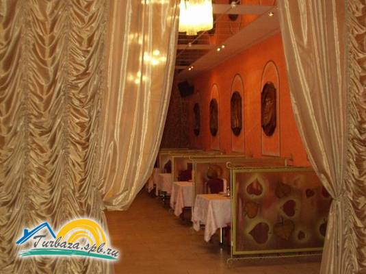 Отель «Тихвин»