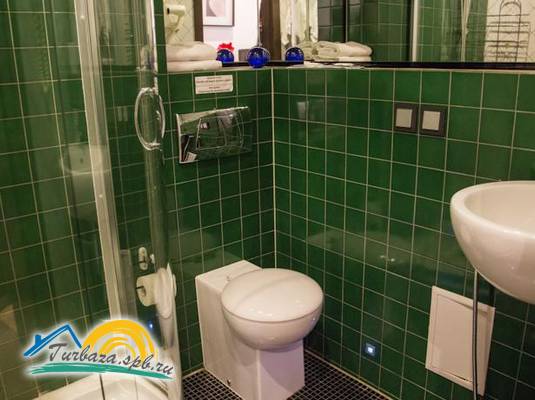 Отель «Летучая мышь»