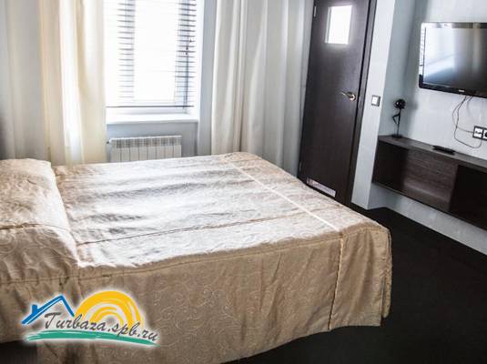 Отель «Летучая мышь»