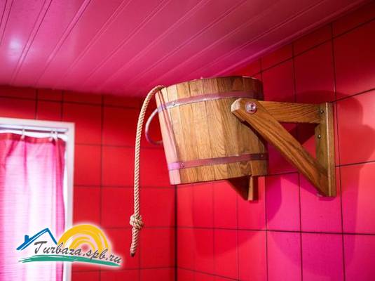 Отель «Летучая мышь»