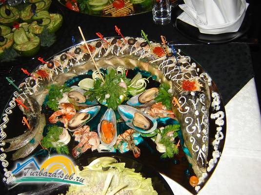 Кафе-отель «Черное и Белое»