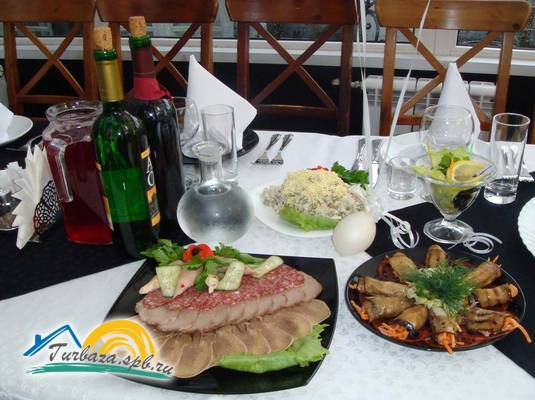 Кафе-отель «Черное и Белое»