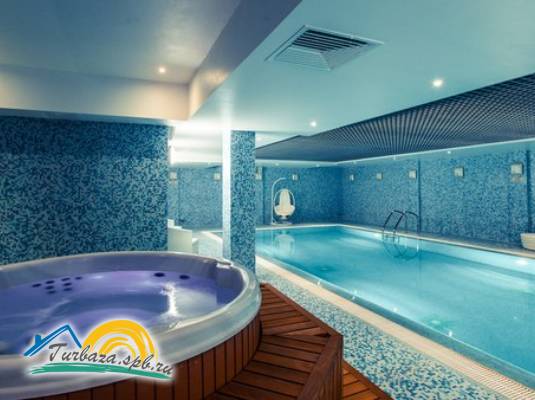 Отель «Новый Петергоф» 