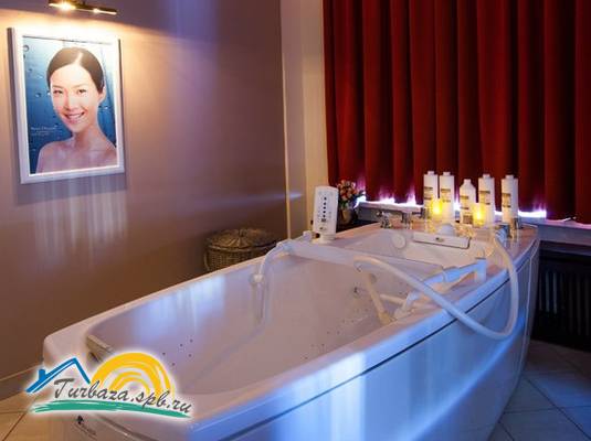 Отель «Новый Петергоф» 