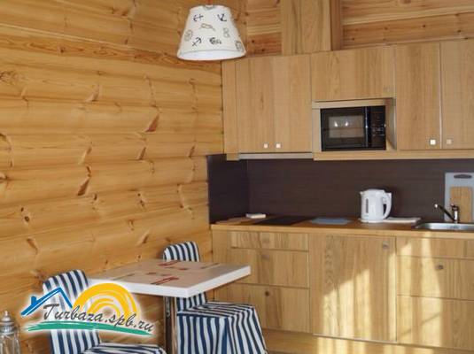 База отдыха на Ладоге «Кошкинский фарватер»