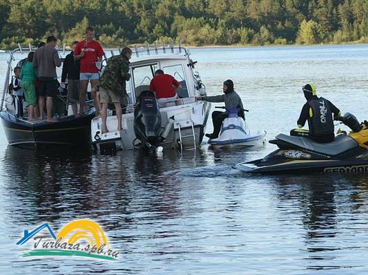 Туристическая база «Драйв Парк Ладога» 