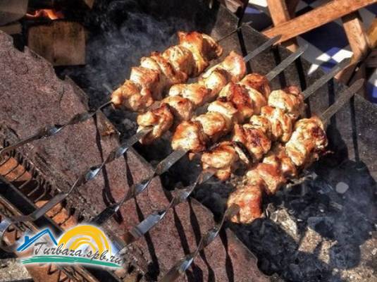 Туристическая база «Драйв Парк Ладога» 