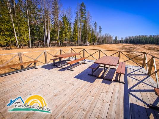 База отдыха «Лазурная»